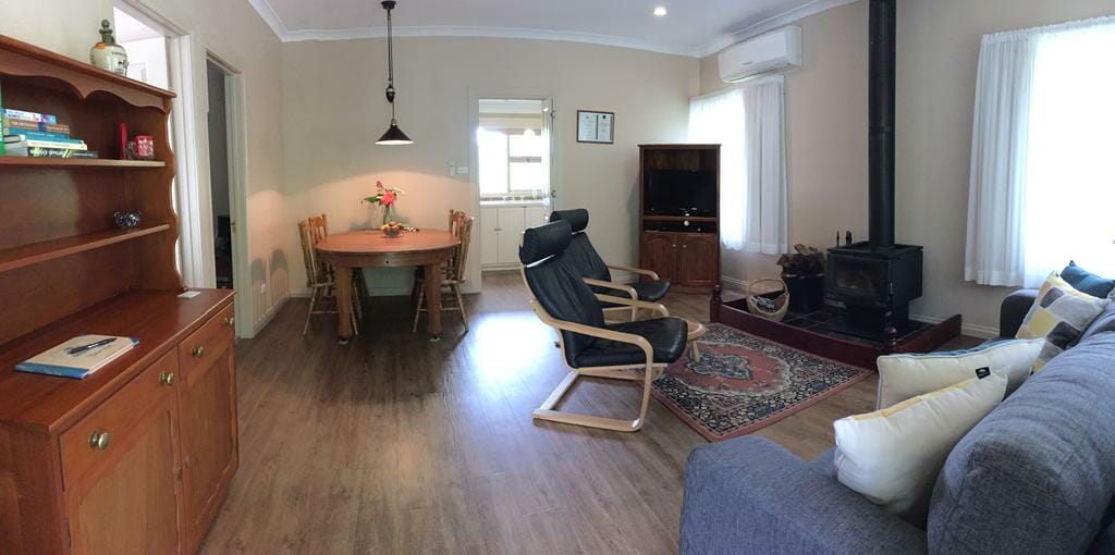 Tullamore cottage Brigadoon Cottages